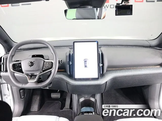 Volvo EX30 — Фото автомобиля 14