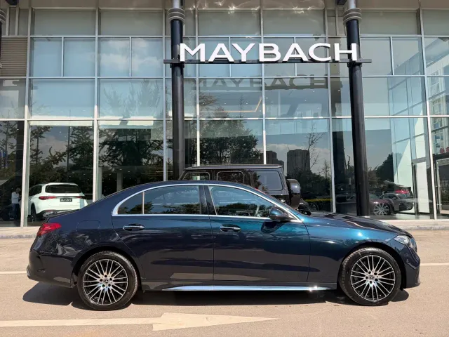 Mercedes-Benz C-Class — Фото автомобиля 6