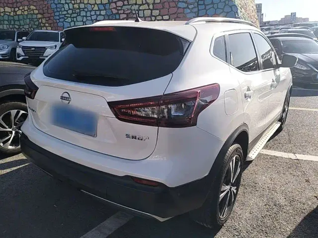 Nissan Qashqai — Фото автомобиля 6