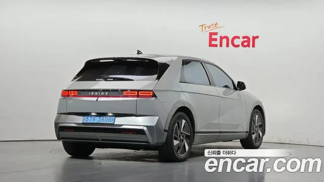 Hyundai Ioniq 5 — Фото автомобиля 2
