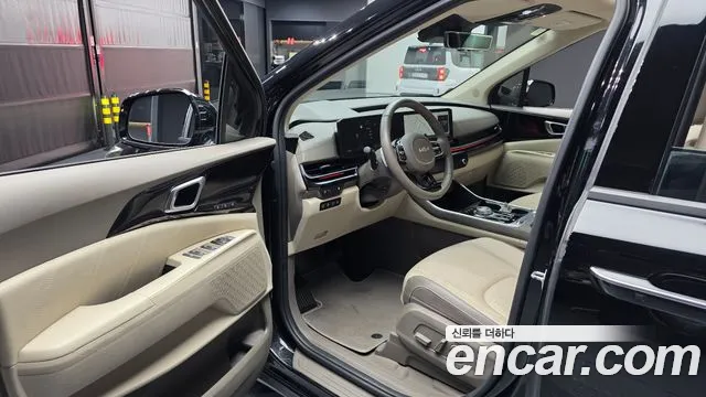 Kia Carnival Generation 4 — Фото автомобиля 14