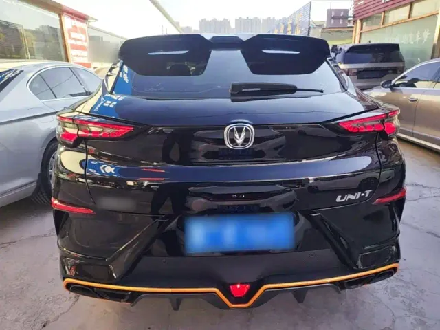 Changan UNI-T — Фото автомобиля 5
