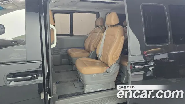 Hyundai Staria — Фото автомобиля 11