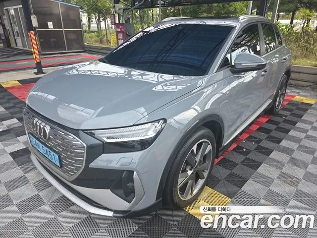 Audi Q4 e-tron F4 — Фото автомобиля 12