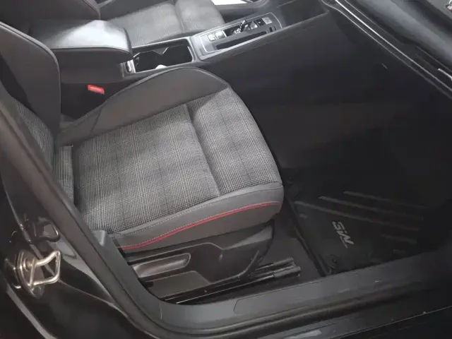 Volkswagen Golf GTI — Фото автомобиля 8