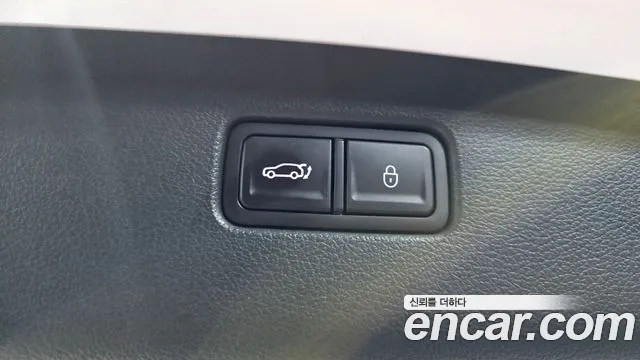Genesis GV80 — Фото автомобиля 23