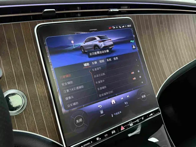 Mercedes-Benz EQE SUV — Фото автомобиля 11