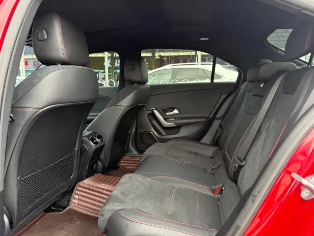 Mercedes-Benz A-Class — Фото автомобиля 5