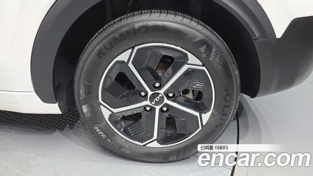 Kia Niro The All New Niro Prestige — Фото автомобиля 5