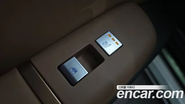 Hyundai Grandeur GN7 — Фото автомобиля 28