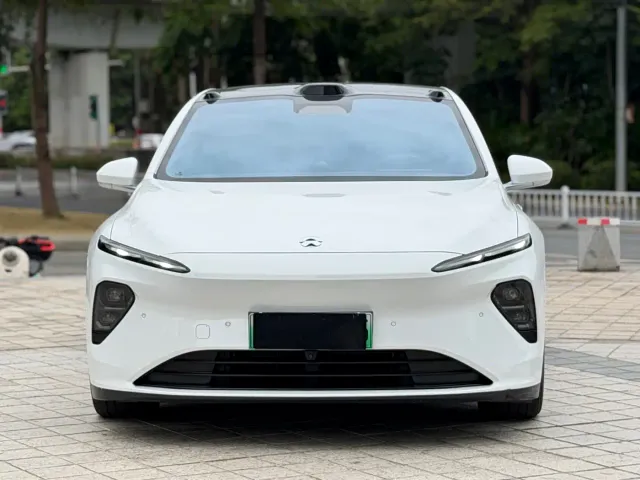 Nio ET7 — Фото автомобиля 2