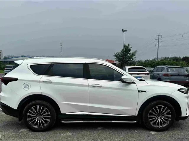 Jetour X70 Plus — Фото автомобиля 10