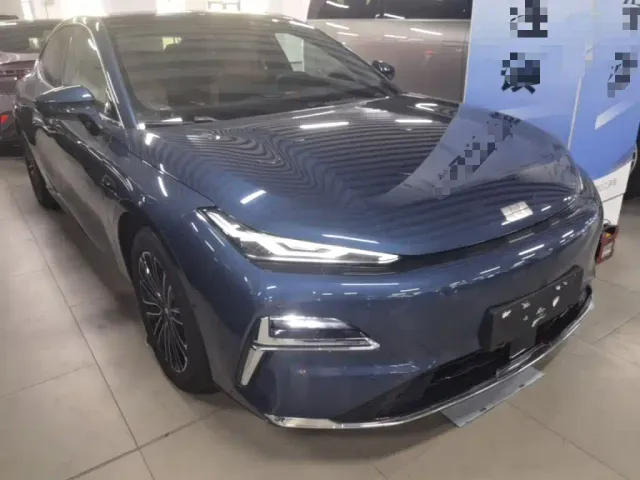 Geely Galaxy Xingyao 8 — Фото автомобиля 3