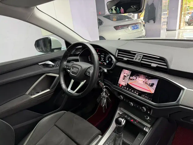 Audi Q3 — Фото автомобиля 19