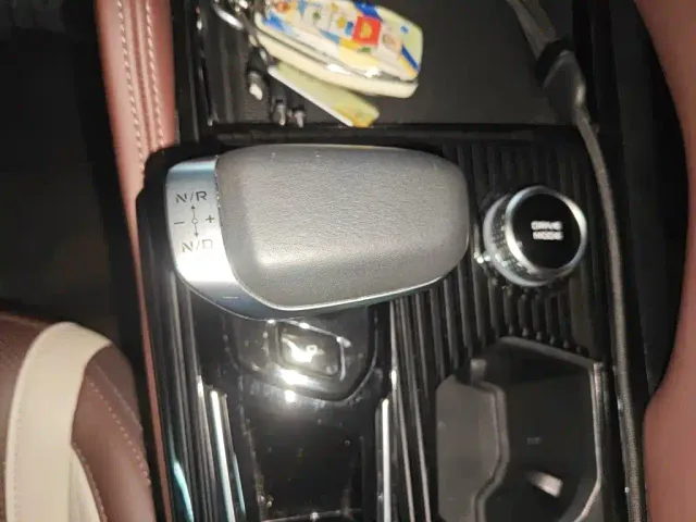 Geely Xingyue L — Фото автомобиля 10