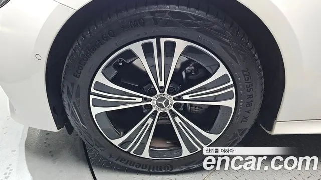 Mercedes-Benz E-Class W214 — Фото автомобиля 4