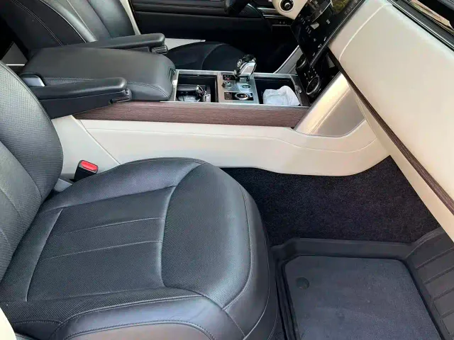 Land Rover Range Rover — Фото автомобиля 3