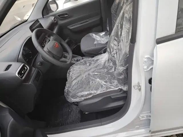 Wuling Hongguang — Фото автомобиля 14