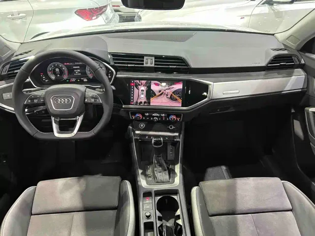 Audi Q3 — Фото автомобиля 7