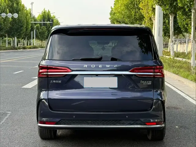Roewe iMAX8 — Фото автомобиля 8
