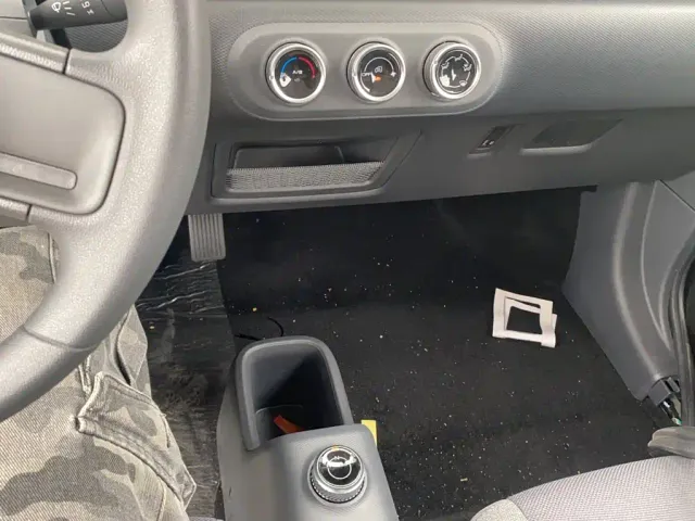Wuling Zhiguang NEV — Фото автомобиля 16