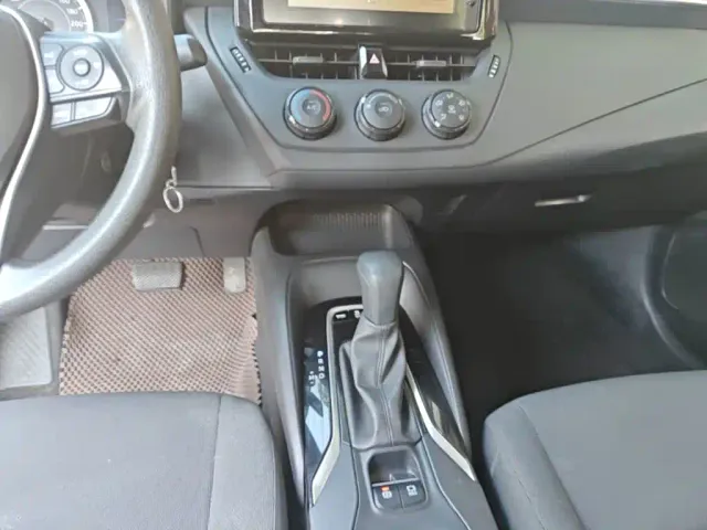 Toyota Corolla — Фото автомобиля 13