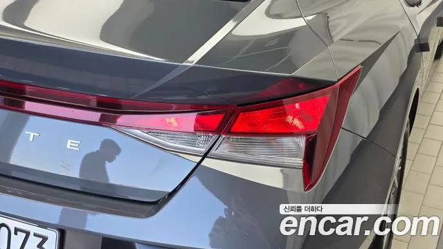 Hyundai Avante CN7 — Фото автомобиля 8