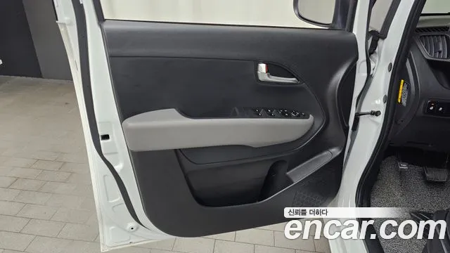 Kia RAY Новый Kia Ray Prestige — Фото автомобиля 21