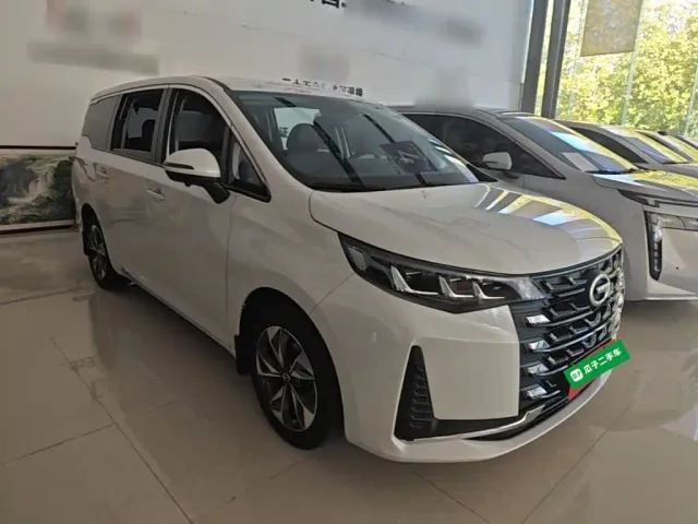 GAC Trumpchi M6 — Фото автомобиля 3