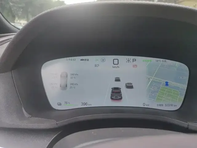 BYD Song PLUS PHEV 2025 EV 520km Premium — Фото автомобиля 14