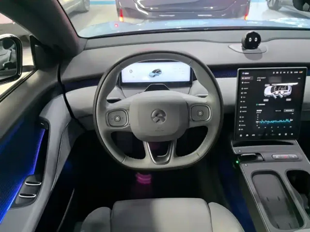 Nio ET5 Touring — Фото автомобиля 10