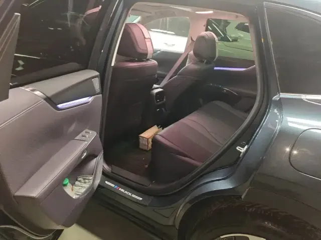 Buick Zhijing E7 — Фото автомобиля 11