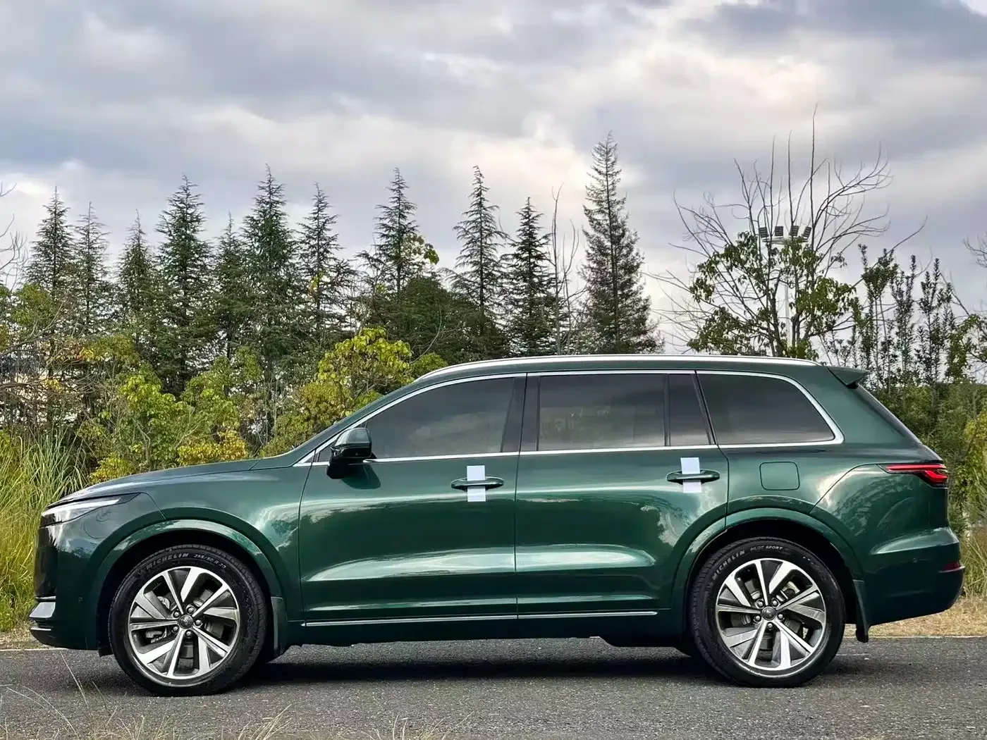 Li Auto Li ONE 2021 Extended Range 6-Seater — Фото автомобиля 17