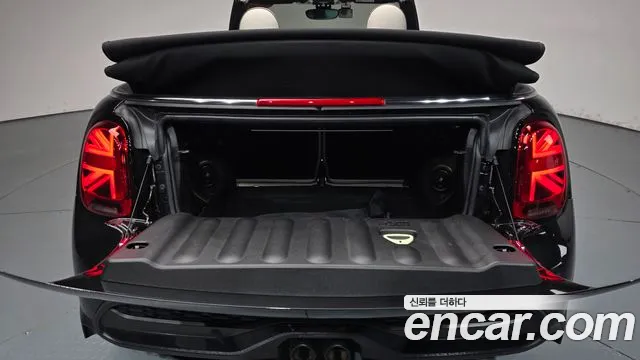 MINI Cooper Convertible — Фото автомобиля 26