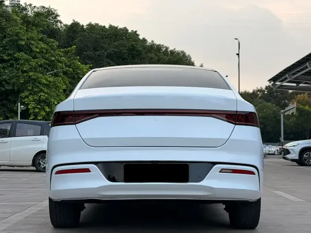 BYD Qin PLUS — Фото автомобиля 15
