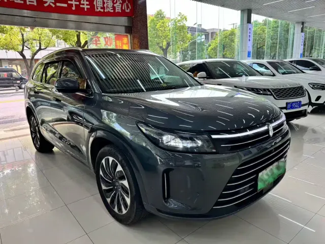 Aito M7 — Фото автомобиля 3