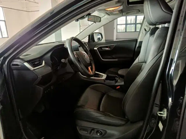 Toyota Wildlander — Фото автомобиля 5