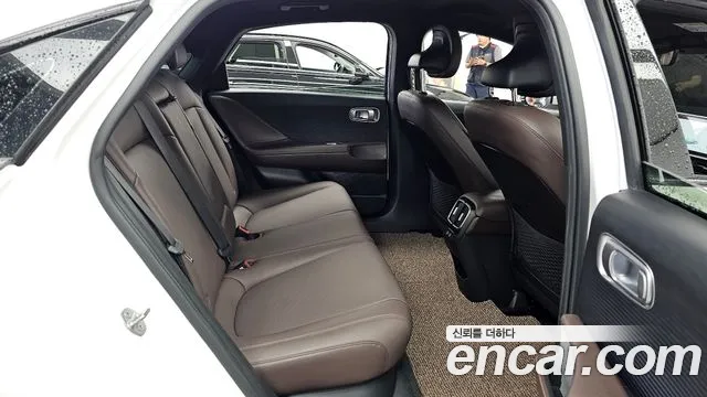 Hyundai Ioniq6 — Фото автомобиля 11