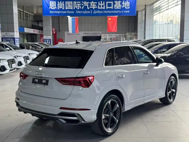 Audi Q3 — Фото автомобиля 4