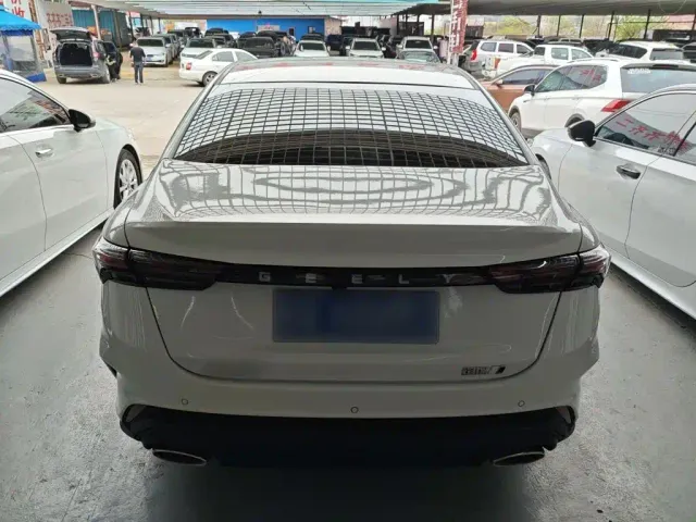 Geely Binrui — Фото автомобиля 3