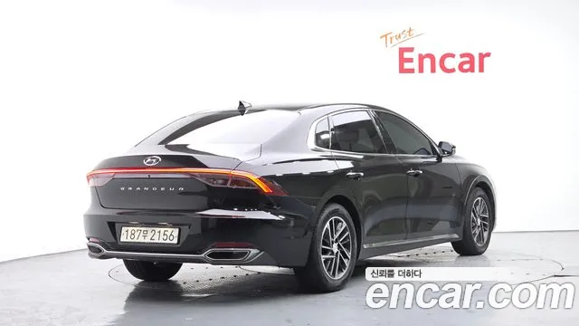 Hyundai Grandeur Новый Grandeur IG — Фото автомобиля 2