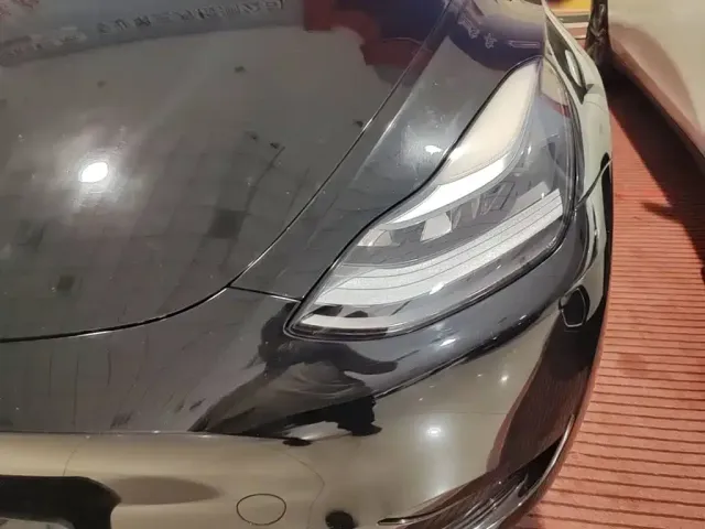 Tesla Model Y — Фото автомобиля 23