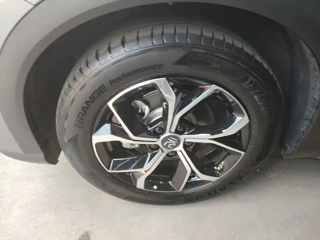 BYD Yuan PLUS — Фото автомобиля 22