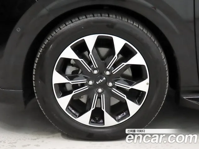 Kia Carnival 4th Gen — Фото автомобиля 20