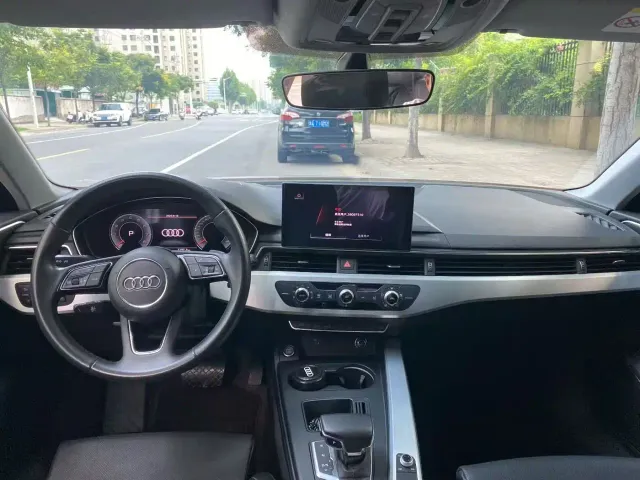 Audi A4L — Фото автомобиля 5