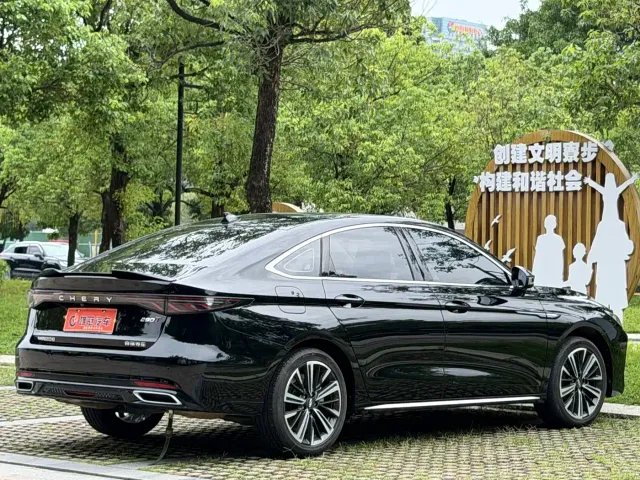 Chery Arrizo 8 PRO — Фото автомобиля 8