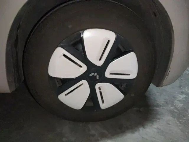 Wuling Hongguang Mini EV — Фото автомобиля 25