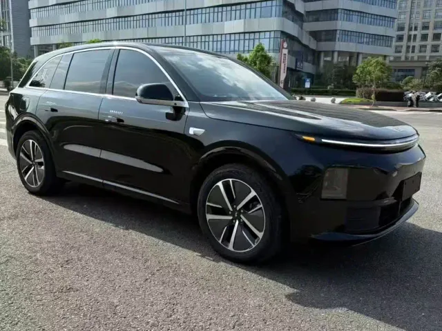 Li Auto L6 — Фото автомобиля 3