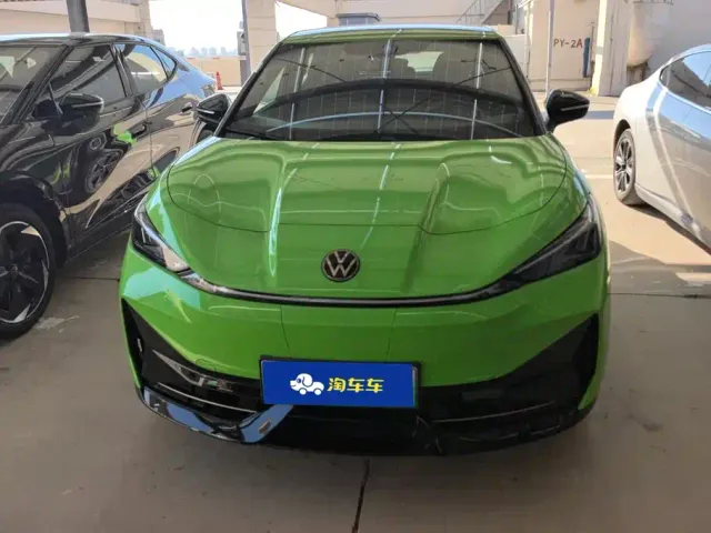 Volkswagen ID. Unyx 06 — Фото автомобиля 2