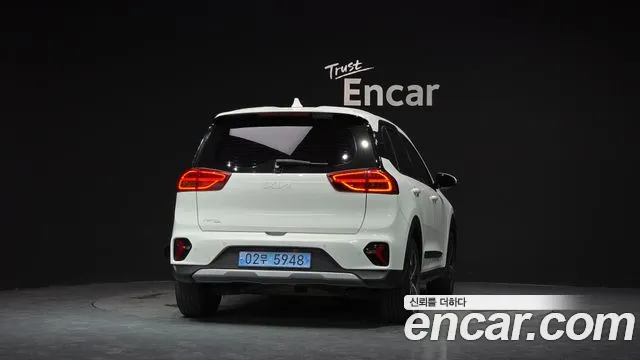 Kia Niro Niro Plus Air — Фото автомобиля 4